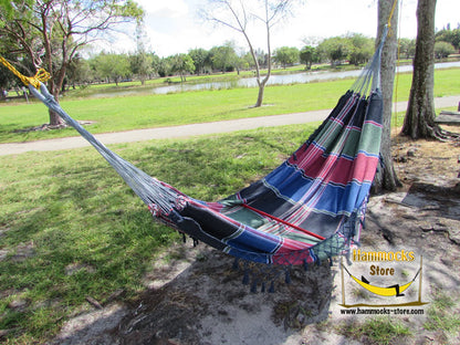 The Roque Hammock – Vibrant Colors, Timeless Comfort